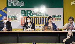  Transição vê indícios de crime eleitoral de Bolsonaro por uso ilegal do CadÚnico