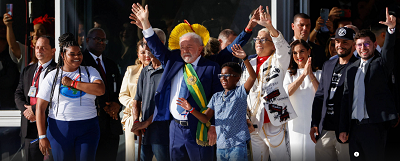  “Temos que garantir que a mulher ganhe o mesmo que o homem”, diz Lula, no Festival do Futuro