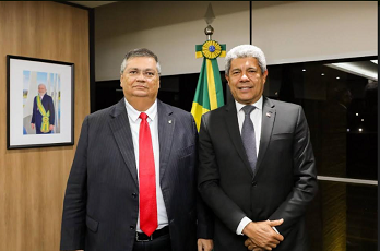  Jerônimo se reúne com ministro Flávio Dino e reforça parceria em ações de Segurança Pública