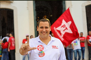  PT é o partido preferido pela população da Bahia, indica pesquisa