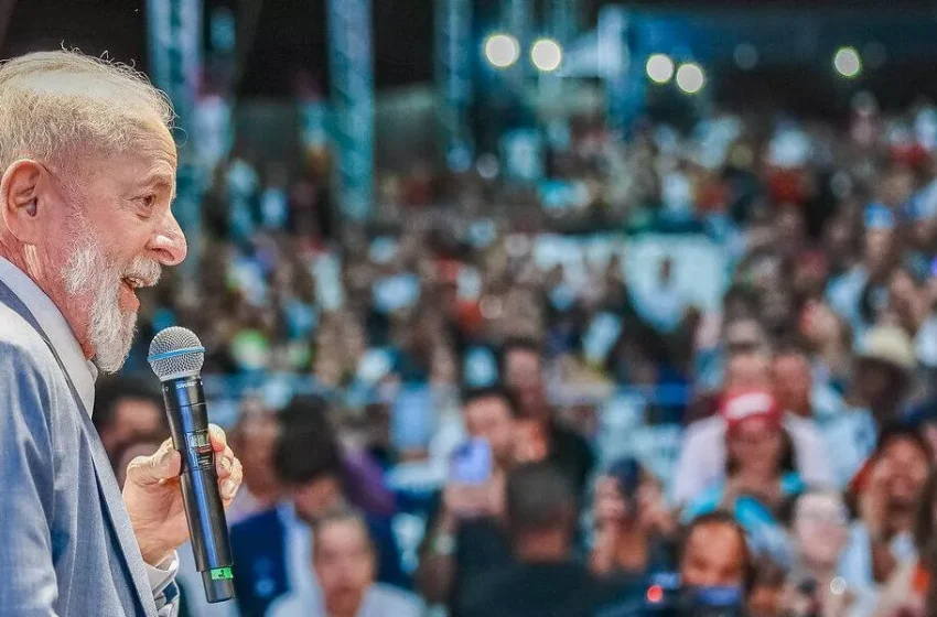  Lula leva institutos federais para as áreas mais carentes do país