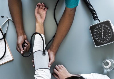 Hipertensão afeta 30% dos adultos no Brasil e mata 388 pessoas por dia
