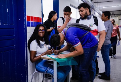Escolas públicas iniciam aplicação das avaliações do SAEB em toda a Bahia