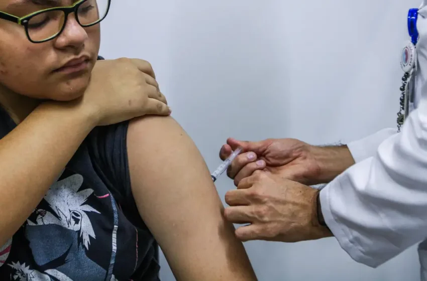  Ministério da Saúde amplia prazo de resgate vacinal contra o HPV para jovens de 15 a 19 anos até 2026
