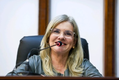  Ivana Bastos diz que renegociação de dívidas mostra que o governo prioriza a agricultura