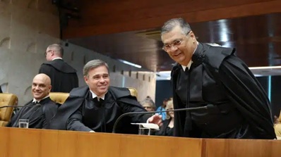  Crise avança: decisão de Dino coloca Mendonça como “suspeito” por se reunir com Vorcaro